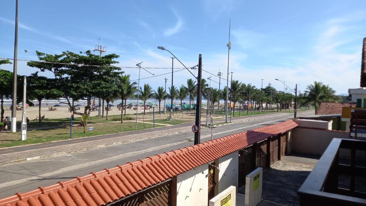 - Vista Frontal Ao Mar Holiday home